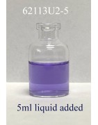 This image shows 5ml liquid added to the vial to illustrate a 5ml filling volume.